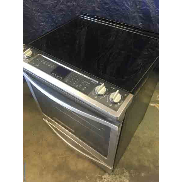 SlideIn Glass Top Stove with Convection Oven, Whirlpool, 5 Burner, NEW