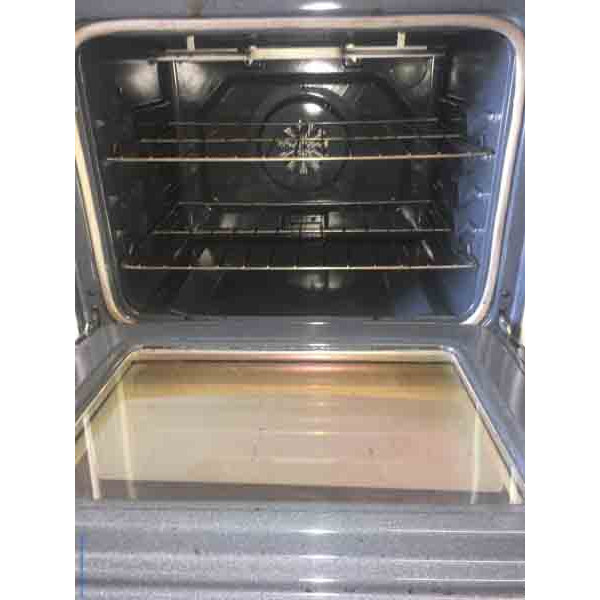 Magnificent Maytag Electric Glass-top Range with Convection Oven!