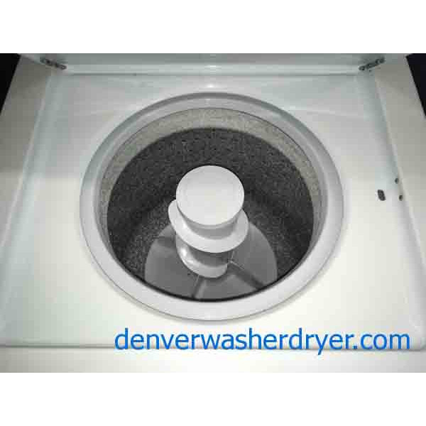 24″ 220v Stacked Laundry Center Washer/Dryer Combo!