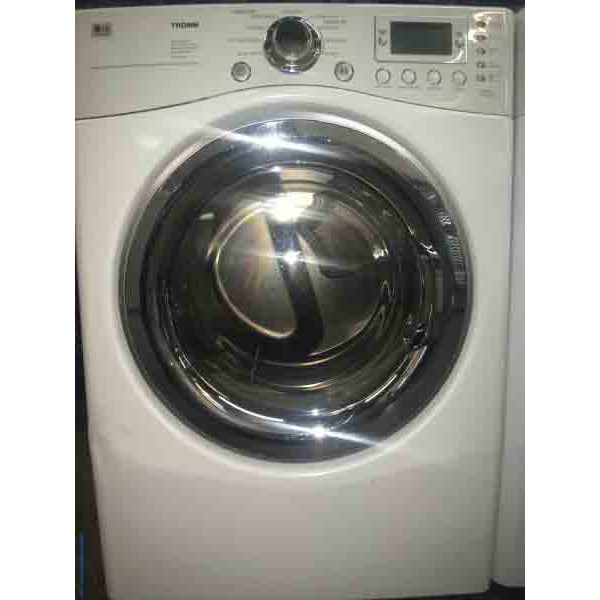 Wonderful White LG Washer and Dryer Set! w/Stacking Kit 3028