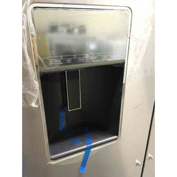 New! 29 Cu. Ft. Whirlpool Refrigerator, Stainless, 1-Year Warranty