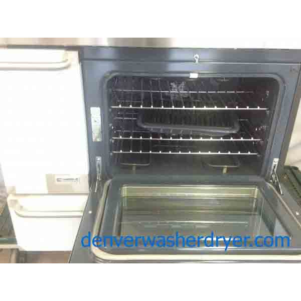 Stainless Steel Dual-Fuel Kenmore Elite Gas & Electric Stove!