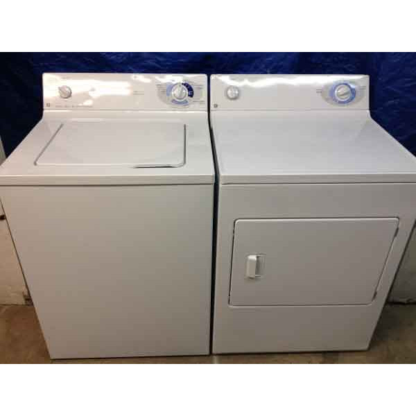 Spiffy Matching GE Washer and Dryer