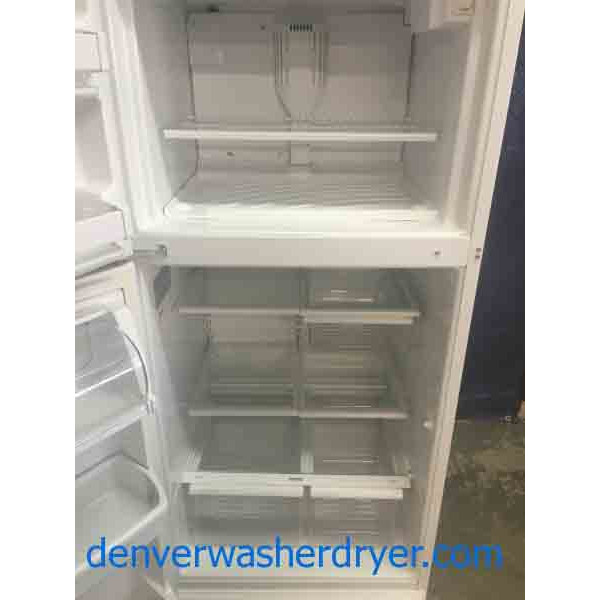 Kenmore 19 Cu Ft Top and Bottom Refrigerator, Glass Shelves!