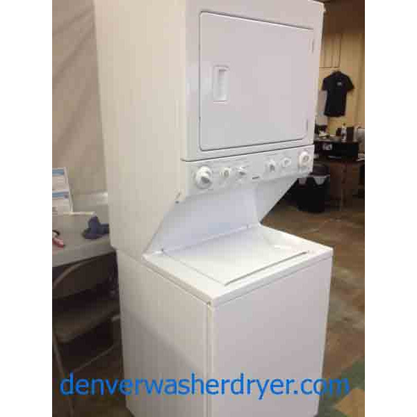 Kenmore Stackable Washer/Dryer Set!