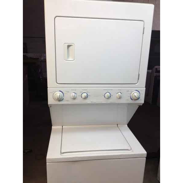 Frigidaire Stack, GAS, full size 27 inch 292 Denver Washer Dryer
