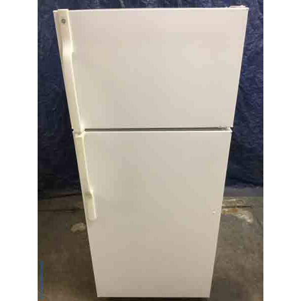 Used Refrigerator With Ice-Maker! 18 Cu. Ft., White, by GE, 1-Year Warranty