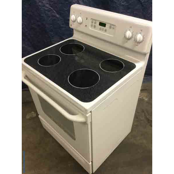 Smooth-Top Electric Range, White, 30″ Freestanding, GE, 1-Year Warranty