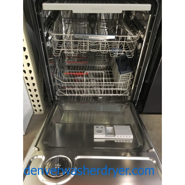 NEW! BlackStainless Samsung Dishwasher, 3Rack, 24" BuiltIn, Hidden