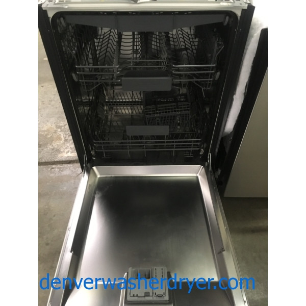 NEW!! Thermador Stainless Dishwasher, Built-In, Energy-Star Rated, Sanitary and PowerBoost Feature, 60 Day-Warranty!