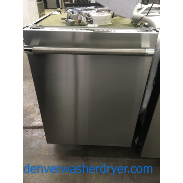 NEW!! Thermador Stainless Dishwasher, Built-In, Energy-Star Rated, Sanitary and PowerBoost Feature, 60 Day-Warranty!