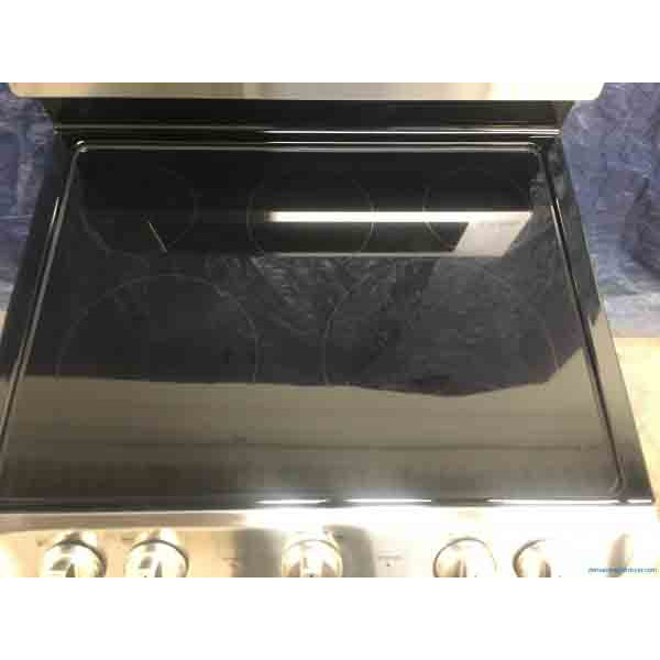New LG, Self-Cleaning Double Oven Electric Convection Range – Stainless Steel