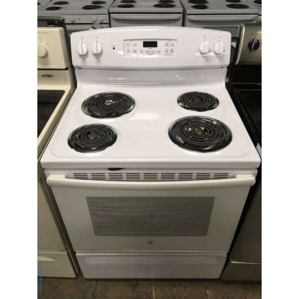 GE White Free-Standing Range, 4 Coil Burners, Self-Cleaning, Storage Drawer, 5.0 Cu.Ft. Capacity, Quality Refurbished, 1-Year Warranty!