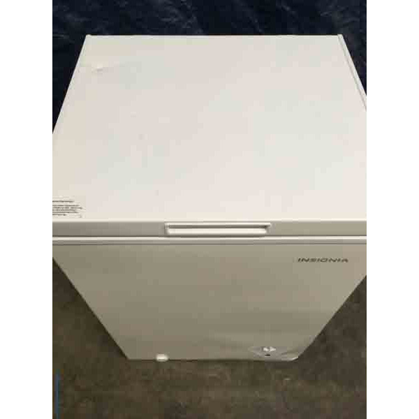 NEW! Little (3.5 Cu. Ft.) Chest Freezer in White, Insignia, 1-Year Warranty!