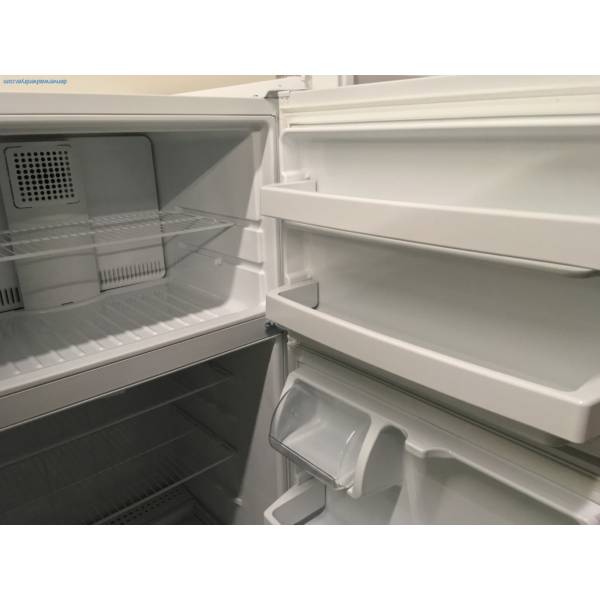 Hotpoint, White, Top-Mount Refrigerator, Quality Refurbished, 1- Year Warranty