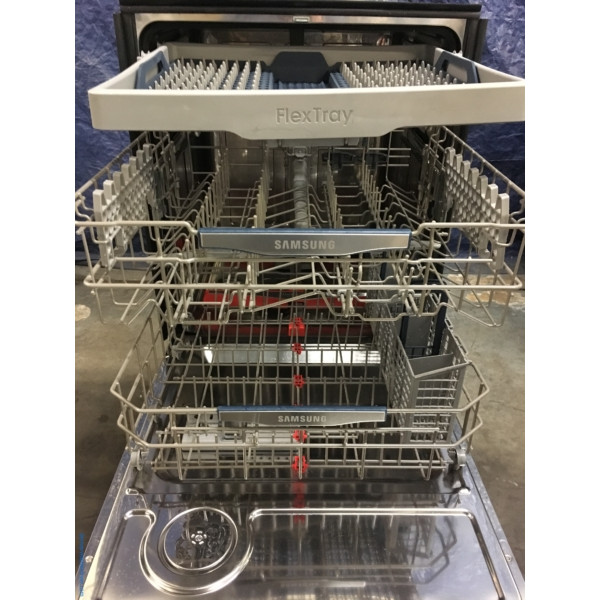 BRAND-NEW 24″ Samsung Fully Integrated Stainless Dishwasher , 1-Year Warranty