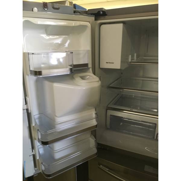 NEW!! SAMSUNG French-Door Refrigerator, Stainless, FlexZone, 28.0 Cu.Ft. Capacity, Energy Saver, 1-Year Warranty!
