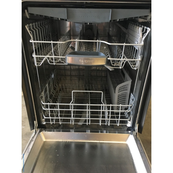 BRAND-NEW 24″ Stainless Bosch 500-Series Built-In Dishwasher w/Stainless Tall Tub, 1-Year Warranty
