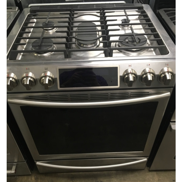 Stainless Samsung 30″ Slide-In *GAS* Convection (5.8 Cu. Ft.) Range, 1-Year Warranty