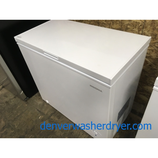 BRAND-NEW Insignia (7.0 Cu. Ft.) Chest Freezer, 1-Year Warranty