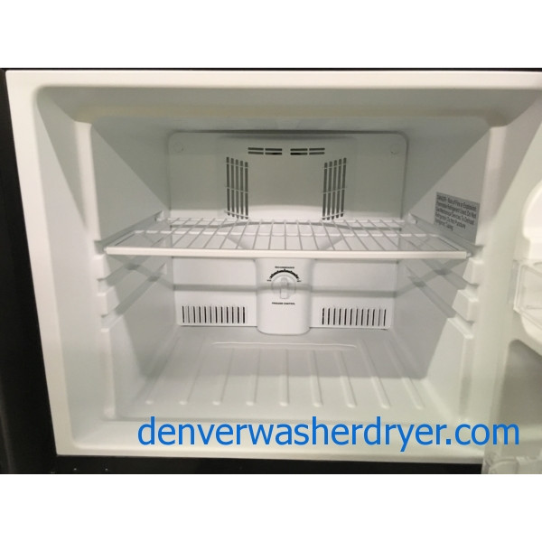 24″ Insignia Top-Freezer (9.9 Cu. Ft.) Refrigerator, 1-Year Warranty