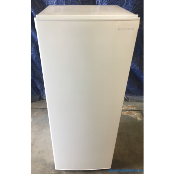BRAND-NEW Upright (5.3 Cu. Ft.) Insignia Freezer, 1-Year Warranty