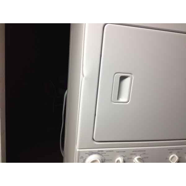 Newer Kenmore 27" Stackable Washer/Dryer 116 Denver Washer Dryer