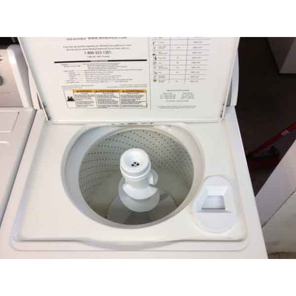 Handsome Whirlpool Washer/Dryer Set, Gas Dryer!
