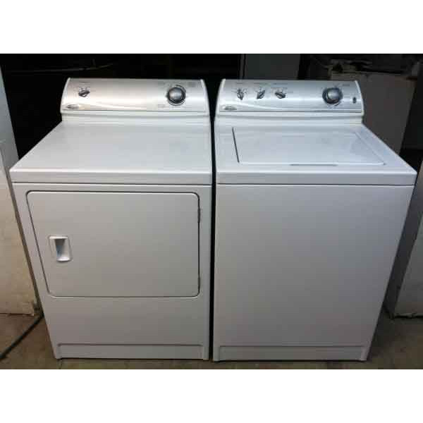 Newer Maytag Washer/Dryer Matching Set