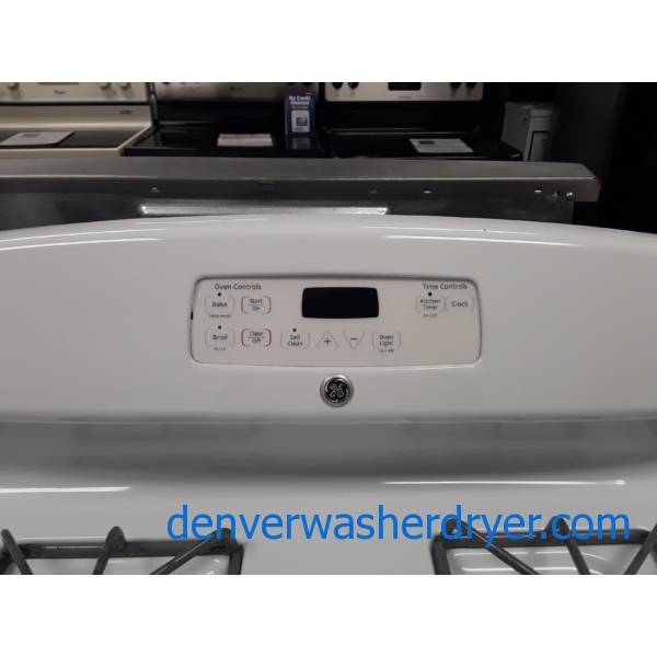 White GE Range, GAS, 4 Burners, SelfCleaning, Storage Drawer, 30" Wide