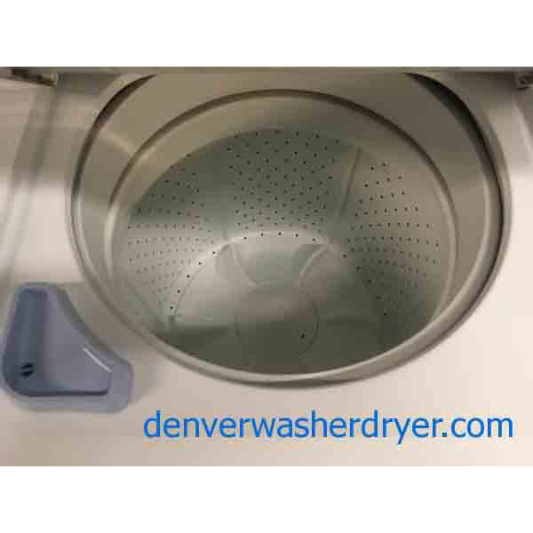 27" HighEfficiency Frigidaire Stacked Washer/Dryer Set! 2589