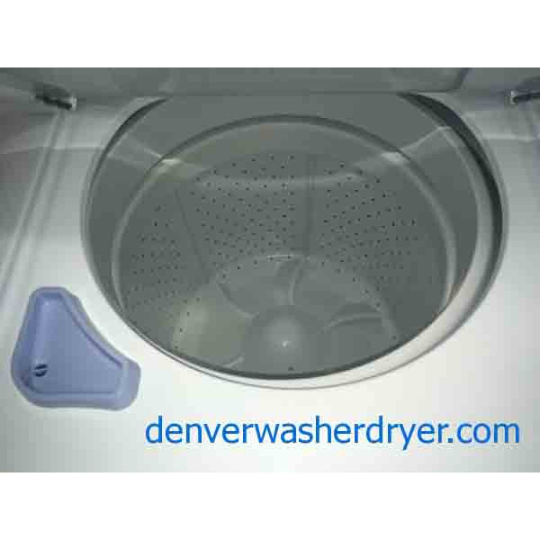 2014 Frigidaire 220V Stacked Washer and Dryer!