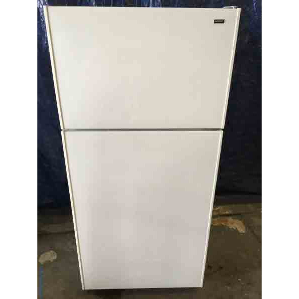 14 cu ft Hotpoint Refrigerator, White