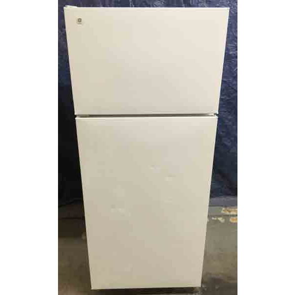 Discount Refrigerator, GE, 16 cu ft, White, 1Year Warranty 3126