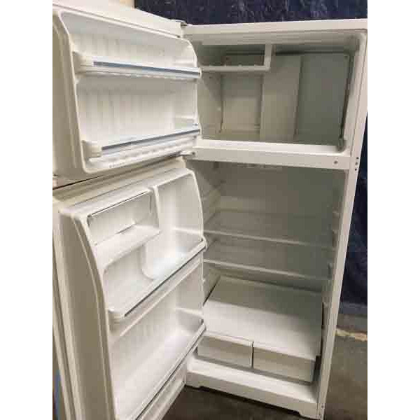 Discount Refrigerator, GE, 16 cu ft, White, 1-Year Warranty