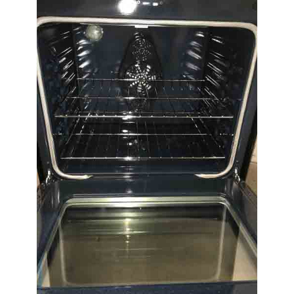 Scratch-Dent Special! Brand-New Stainless Stove, Electric Freestanding 30″