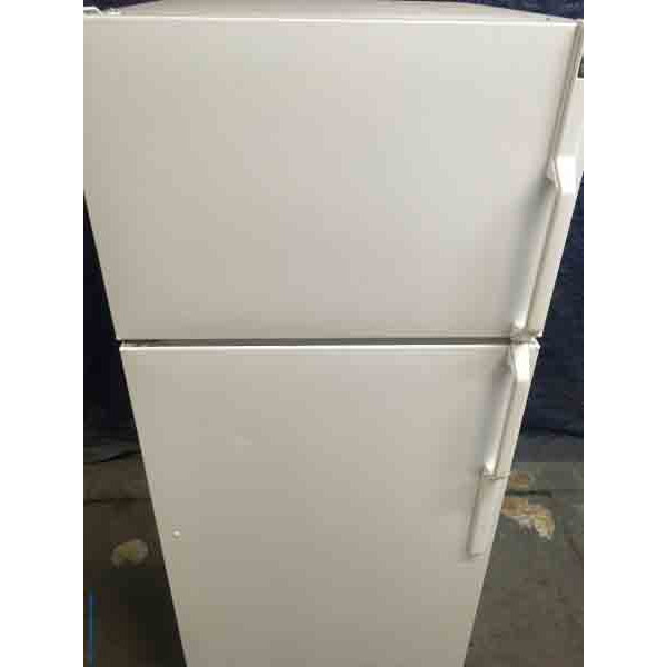 Discount Refrigerator, 16 Cu. Ft., White, 1Year Warranty 3190