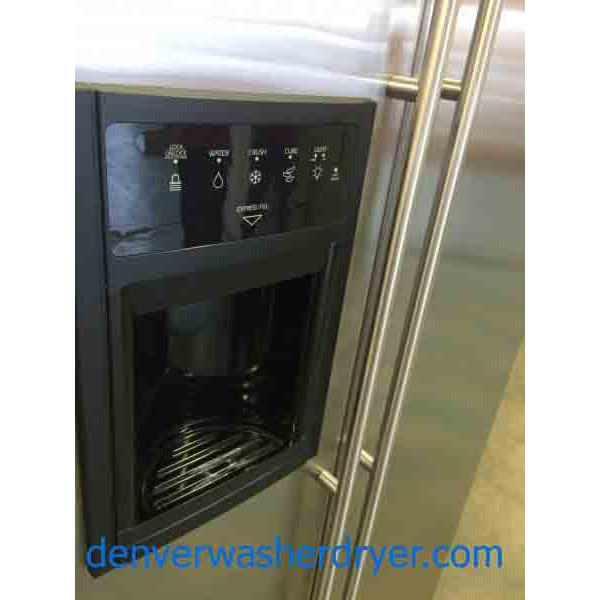 Stainless Jenn-Air Side-By-Side Refrigerator, Immaculate Condition! 25.6cu.ft.
