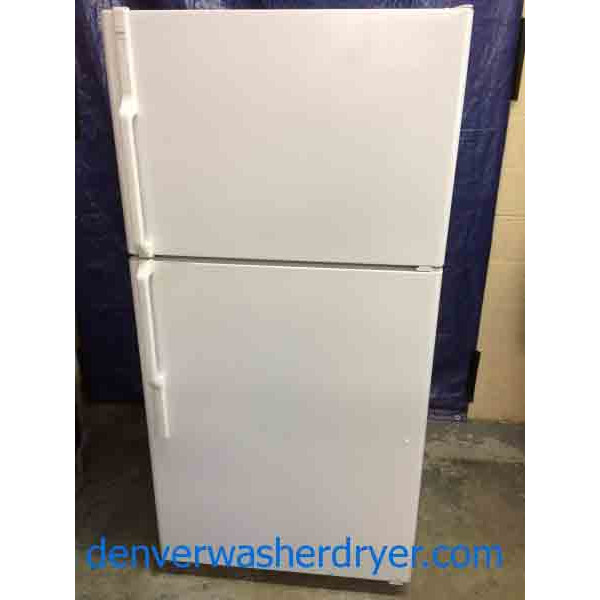Hotpoint Refrigerator, 22 Cubic Foot, Glass Shelves 1836 Denver Washer Dryer