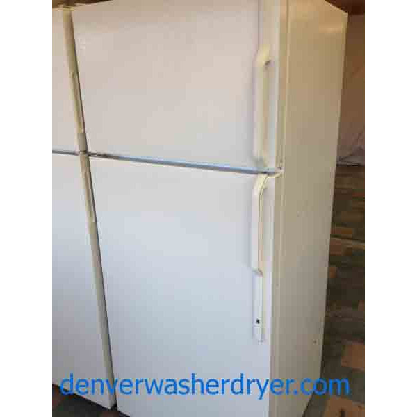 16 Cubic Foot Cool GE Refrigerator!
