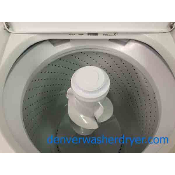 Whirlpool Washer/Dryer, Stunning! Lightly Used! Like-New