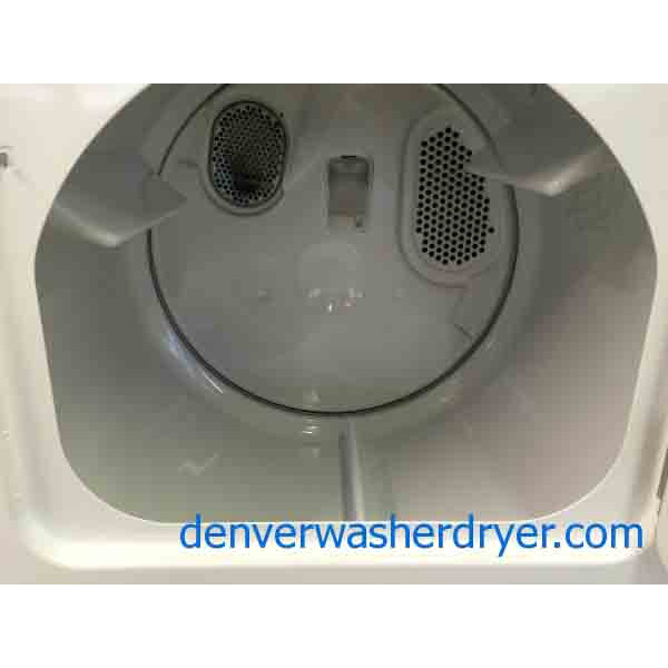 Whirlpool Washer/Dryer, Stunning! Lightly Used! Like-New