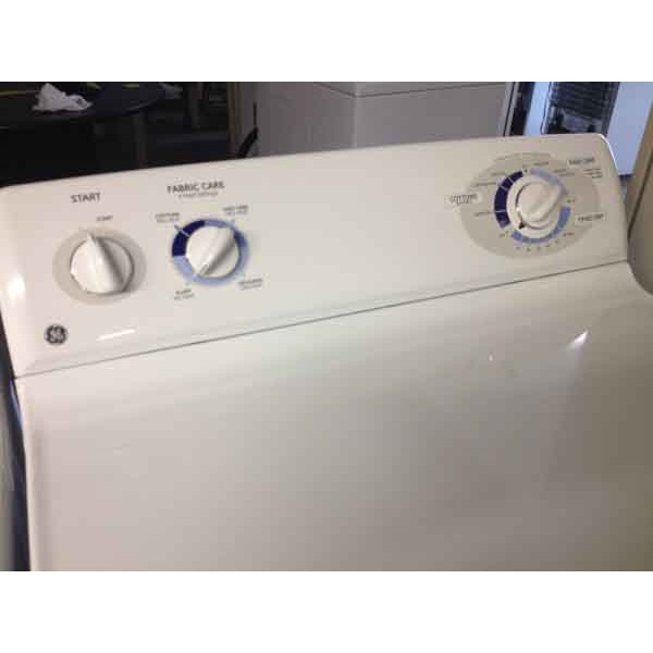 Very Nice GE Washer/Dryer Set
