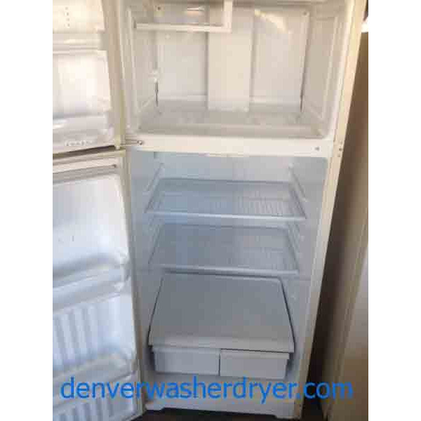 Large GE Hotpoint Refrigerator!