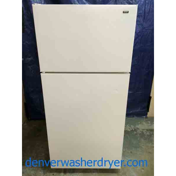 Hotpoint Refrigerator, super clean, 16 cubic foot capacity