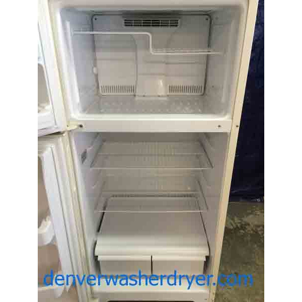 Hotpoint Refrigerator, super clean, 16 cubic foot capacity