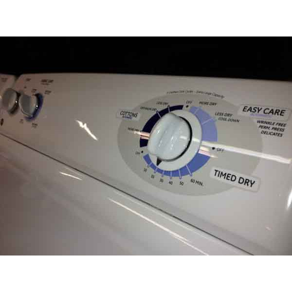 Sparkling GE Matching Washer/Dryer Set