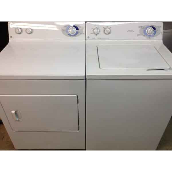 Solid GE Washer/Dryer