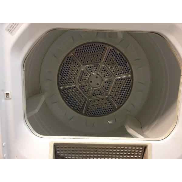 Quality Fisher and Paykel Washer/GAS Dryer Set 271 Denver Washer Dryer