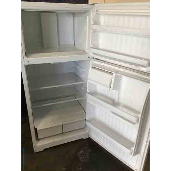 Discount Refrigerator, 14 Cu. Ft. Hotpoint(GE), White, Clean, 1Year